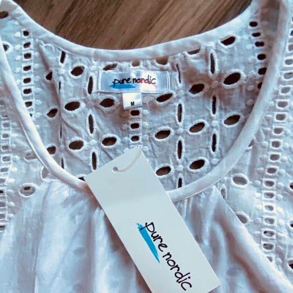 Pure Nordic Beach Cover-Up - Picture 4 of 8